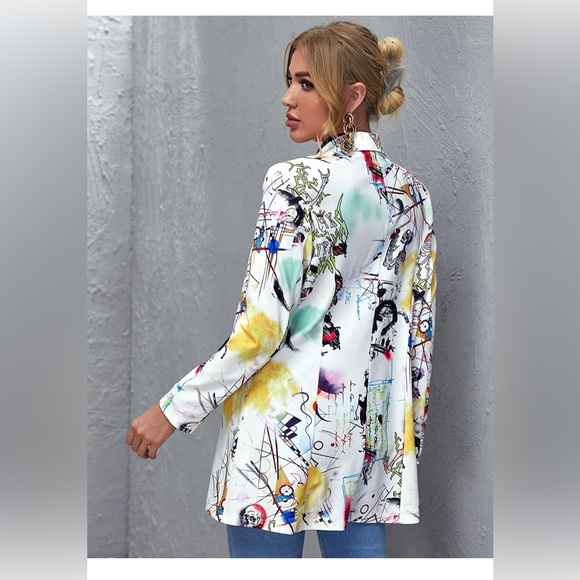 Graffiti print blazer and extra-large. Stretchy material. lightly worn. - Picture 6 of 8